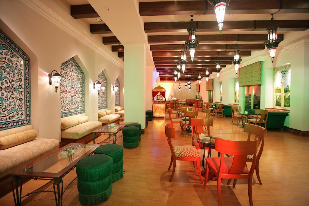 Çamyuva Asteria Kemer Resort المطعم الصورة